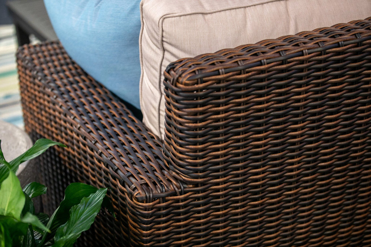 Montecito Sectional Detail Image 2