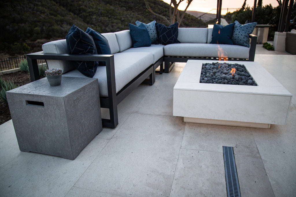 Redondo Sectional in Cast Silver, No Welt