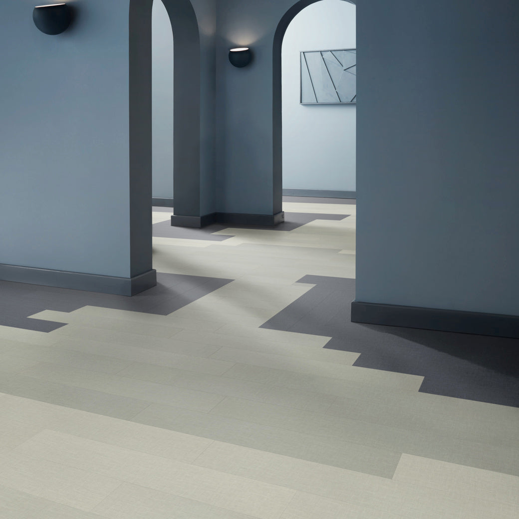 Karndean Luxury Vinyl Opus Chalk Grey 36"x6"