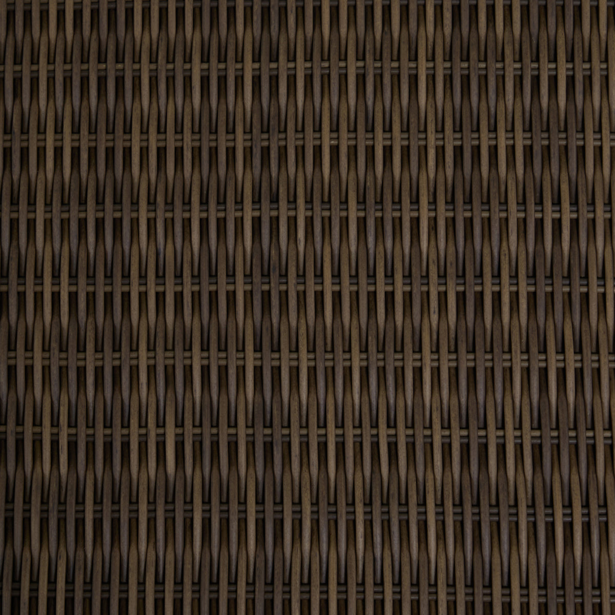 Como Resin Wicker Chaise