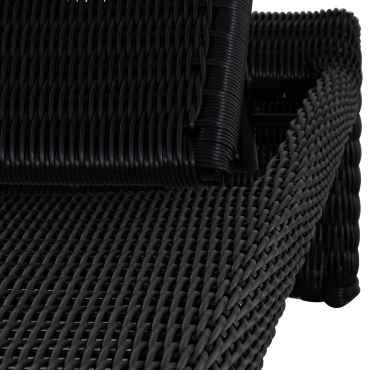 Como Resin Wicker Chaise