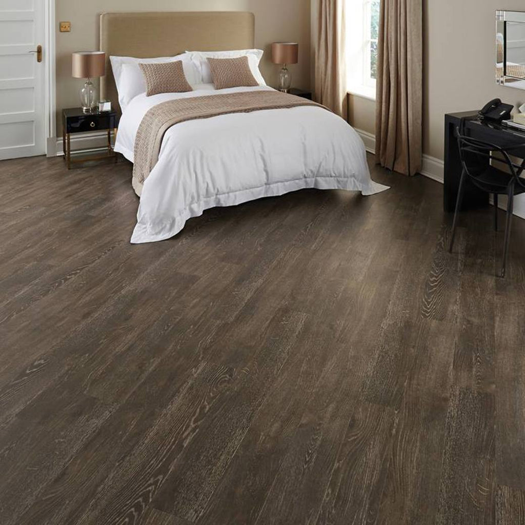 Karndean Luxury Vinyl Van Gogh Tawny Oak